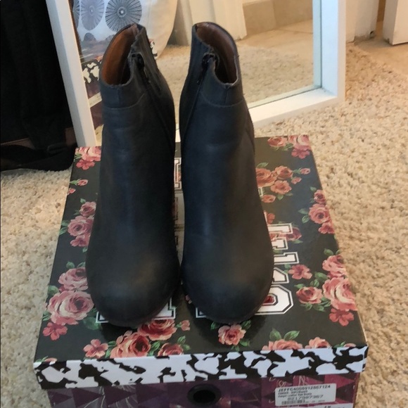 Jeffrey Campbell Hanger Booties, Black leather - Picture 4 of 6